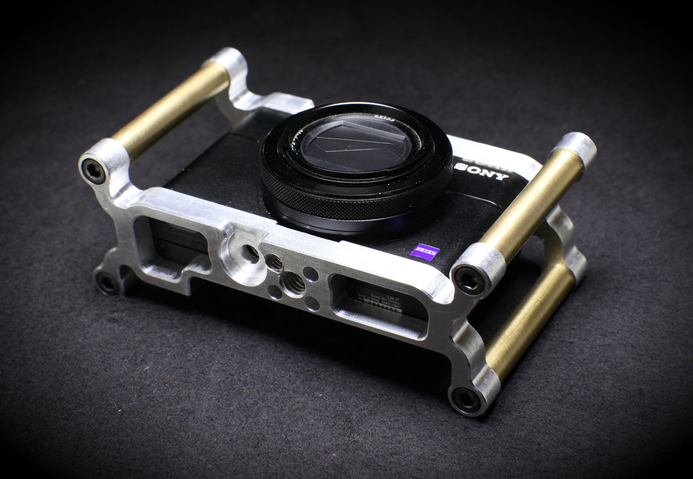 RX100 cage grip bottom view